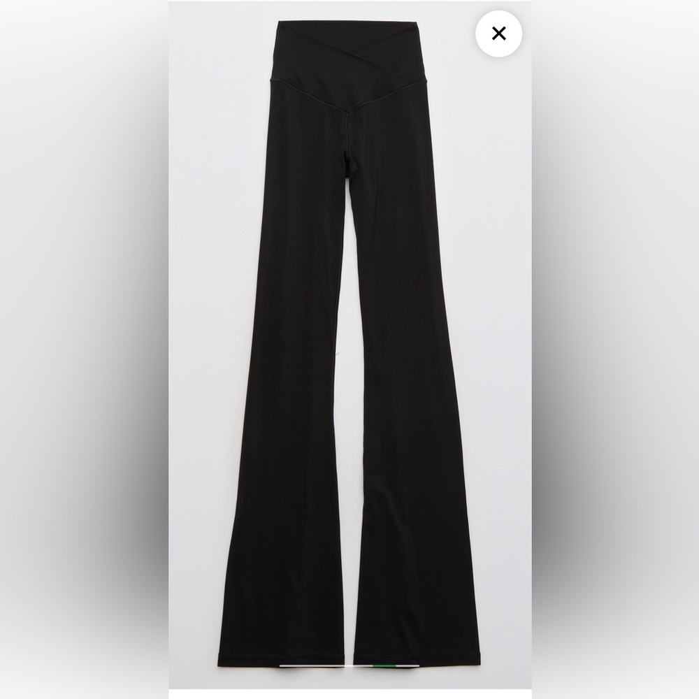 American Eagle cross over flare leggings